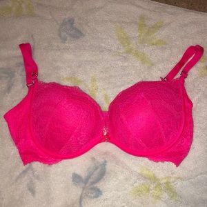 Victoria’s Secret very sexy bra